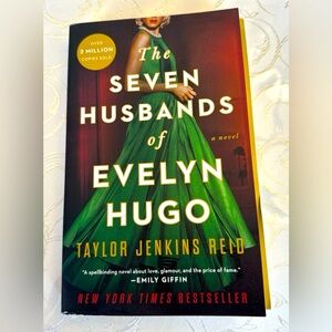 The Seven Husbands of Evelyn Hugo